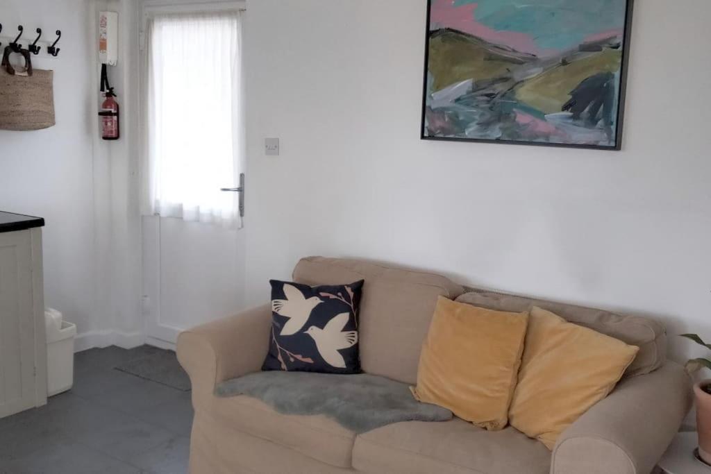 The Flower House, Idyllic Cornish Retreat. Apartment Saint Erth ภายนอก รูปภาพ
